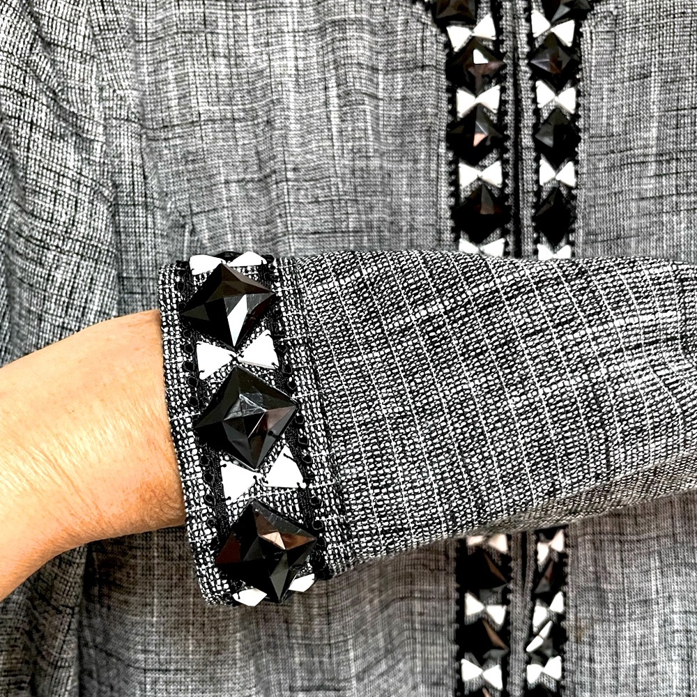 BLACK AND WHITE TWEED JACKET WITH BLACK AND WHITE STONES AROUND JACKET 22” p26”l